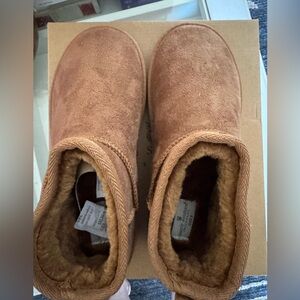 Cozy Brown Suede Ankle Boots by Simply Southern